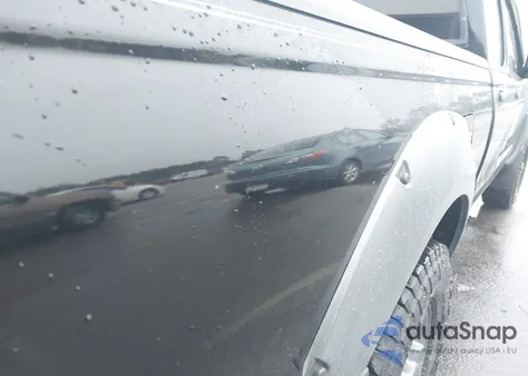 2003 Nissan Frontier Xe-V6 из США, поврежденный, VIN 1N6ED29X03C430410